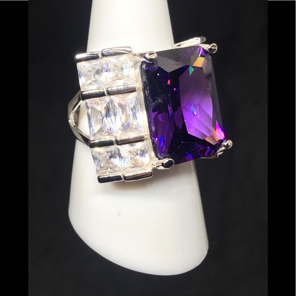 Beautiful Art Deco Style Ring Purple Aquarius Birthday Color W/3 Diamond On Side - Picture 7 of 10